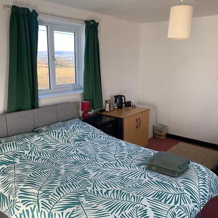 1 Bedroom Annex, Private Bathroom, Peaceful Area Claypits Exteriér fotografie